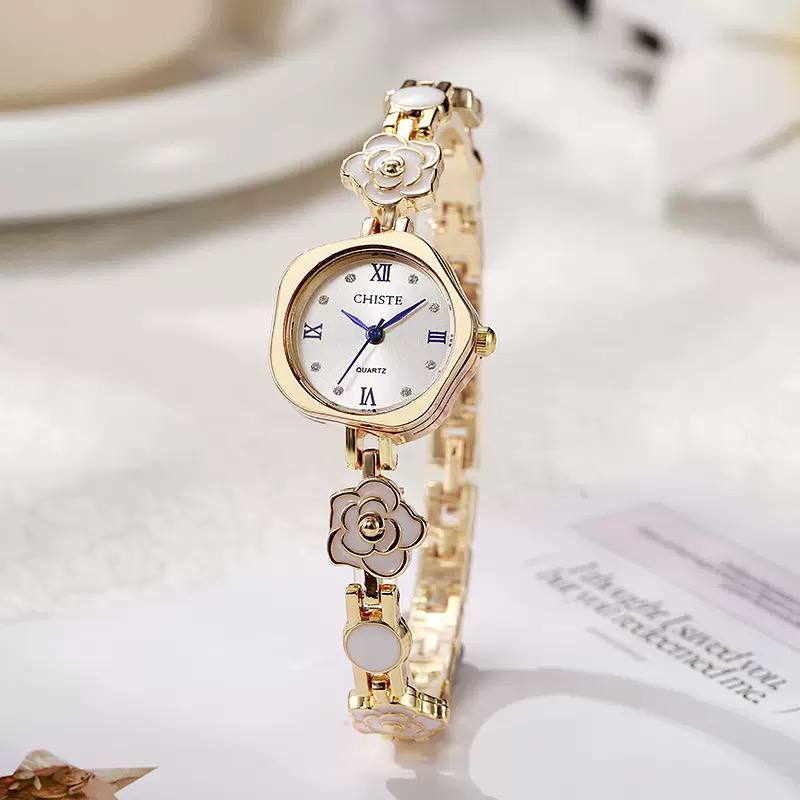 Luxury Women’s Gold-Tone Floral Watch – Elegant Lavender Dial