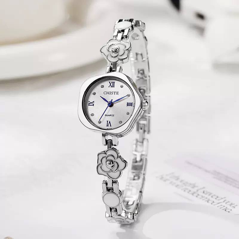 Luxury Women’s Gold-Tone Floral Watch – Elegant Lavender Dial